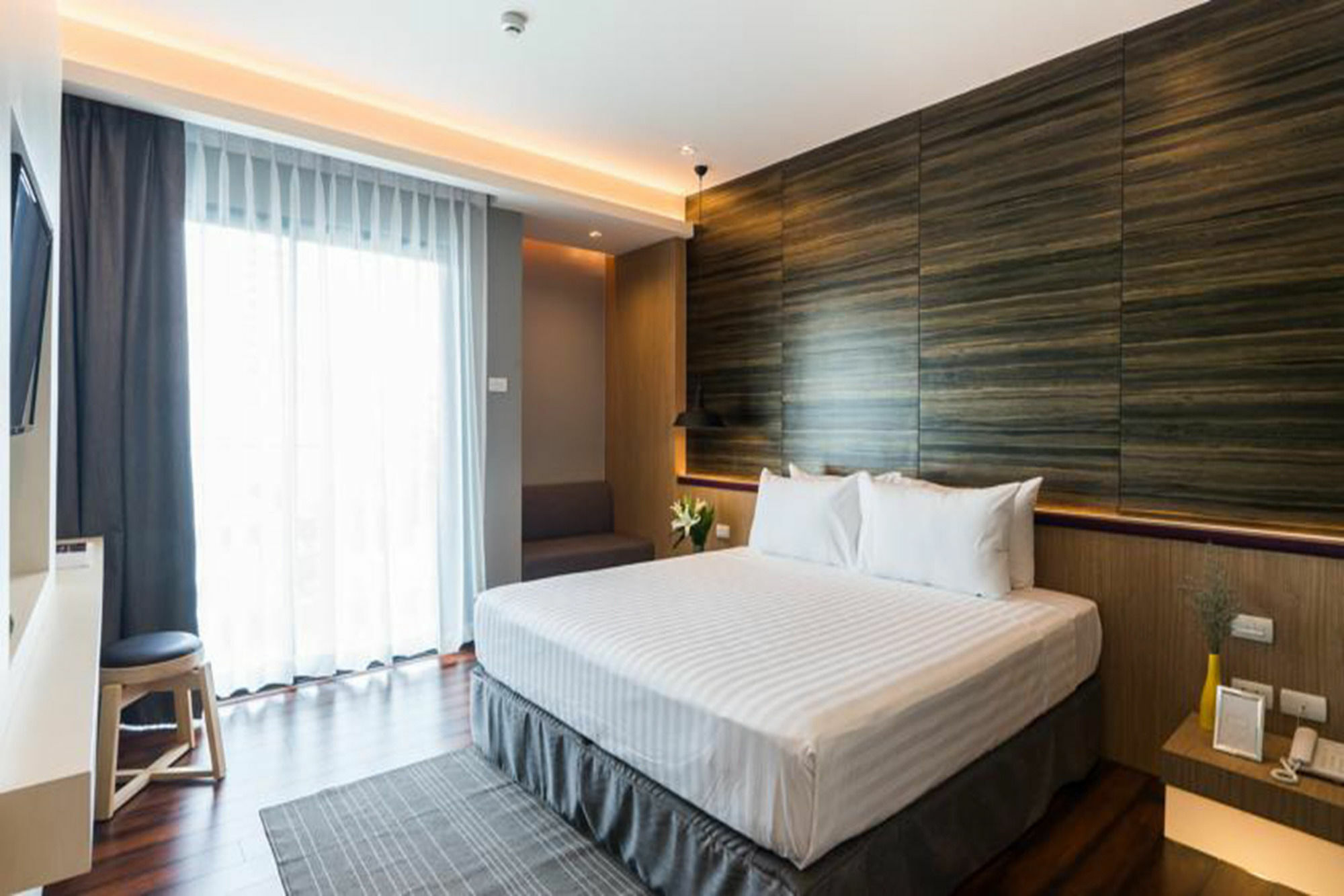 Sea Me Spring Hotel Pattaya Buitenkant foto